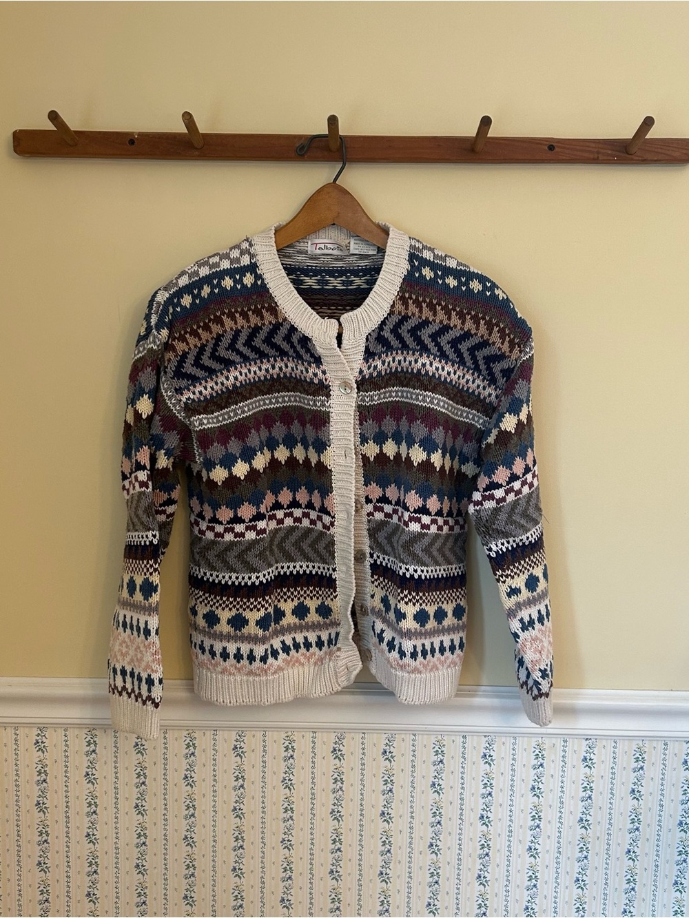 VINTAGE Talbots Patterned Cardigan Sweater
